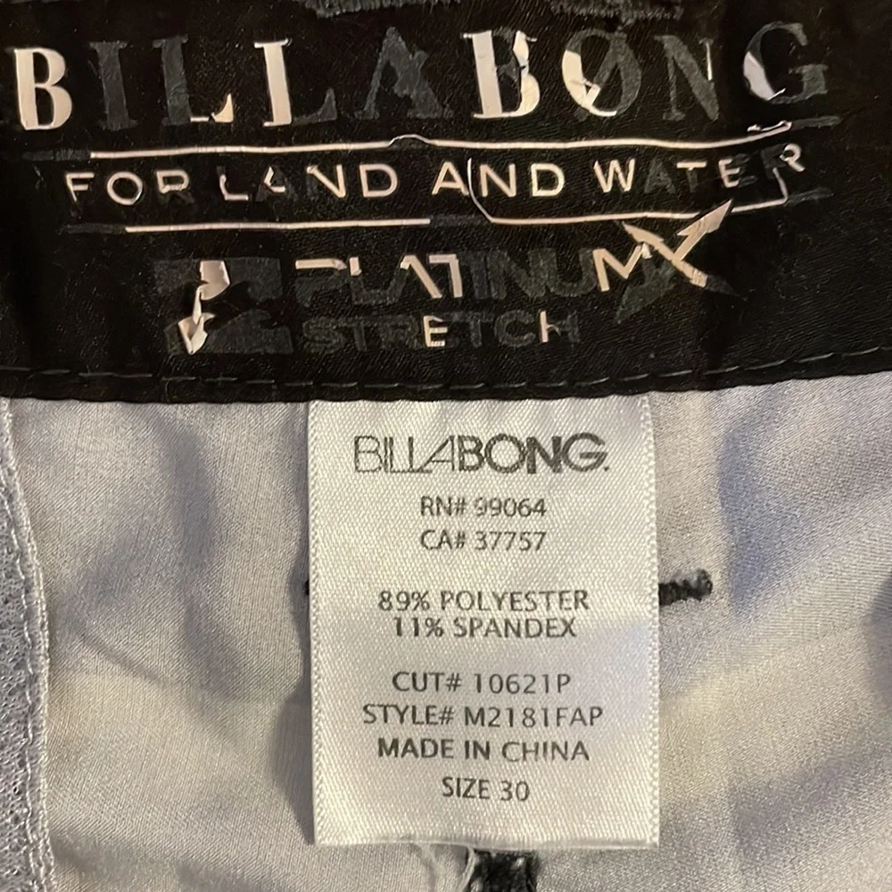 BILLABONG For Land and Water Platinum Board Shorts Size 30